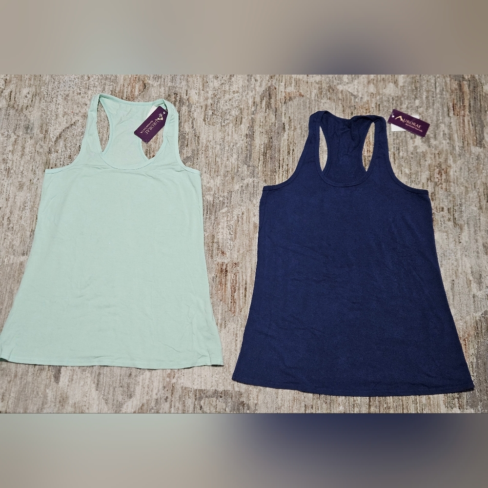 Aurorae Women's Tank Top Set Of 2 - Light Green and Dark Blue Size M/L NWT.